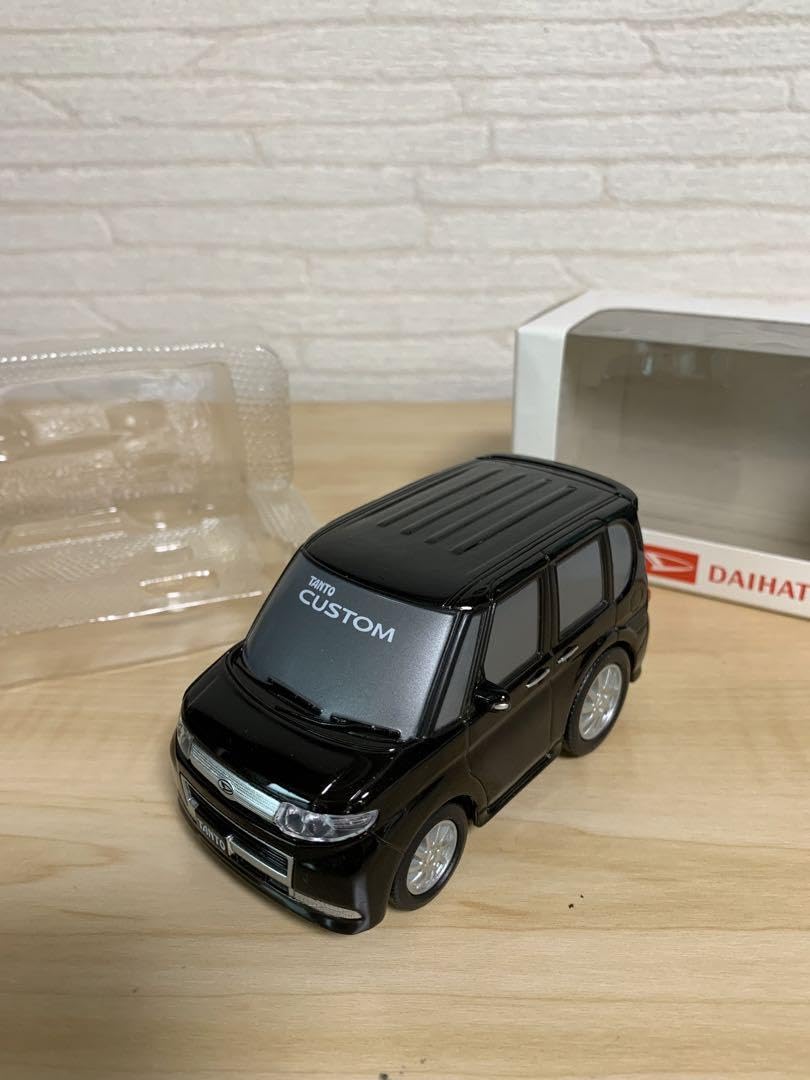 Amazon.co.jp: ダイハツ ミニカー タントカスタム カクカクシカジカ